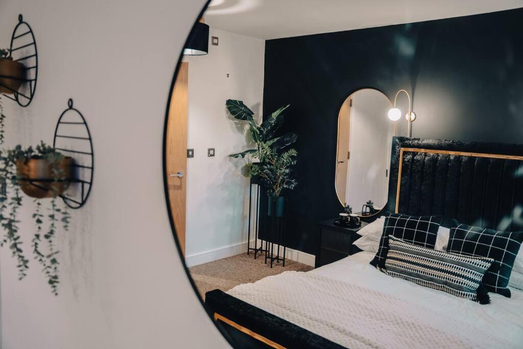 Penthouse Noir - Wyndale Living - Central Bham 2Br برمنغهام المظهر الخارجي الصورة