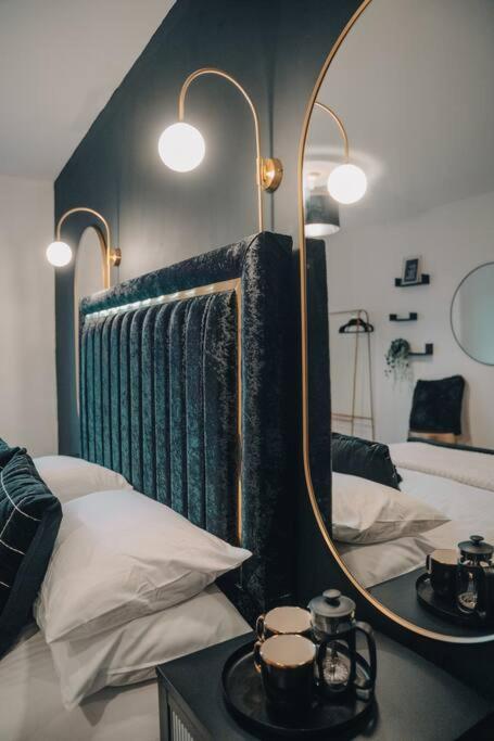 Penthouse Noir - Wyndale Living - Central Bham 2Br برمنغهام المظهر الخارجي الصورة